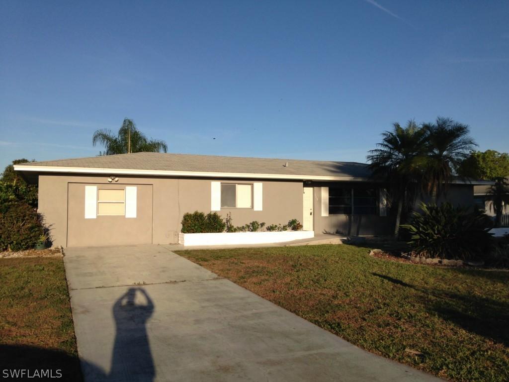 115 Daleview Ave., Lehigh Acres, FL 33936