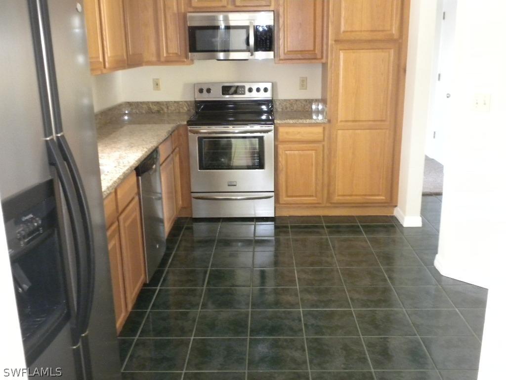 306 SE 17th St., Cape Coral, FL 33990