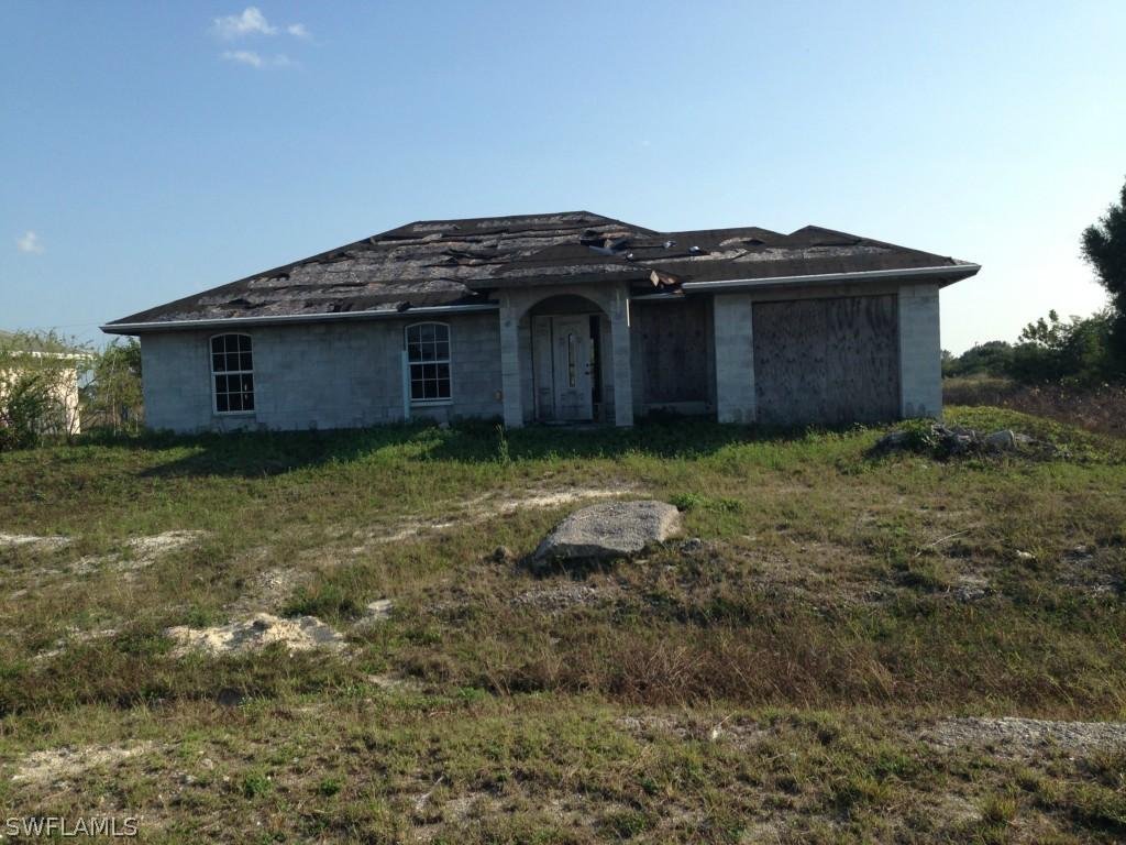 3917 10th St., Lehigh Acres, FL 33976