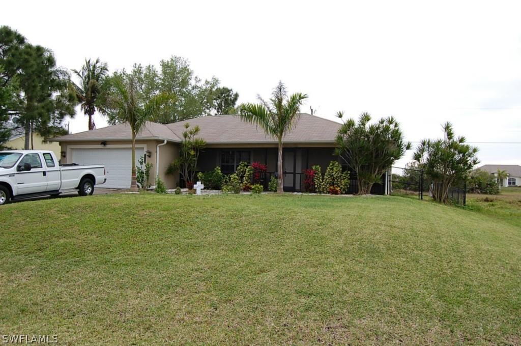 2738 NW 4th Ter., Cape Coral, FL 33993