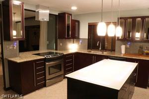 811 SE 34th Ter., Cape Coral, FL 33904