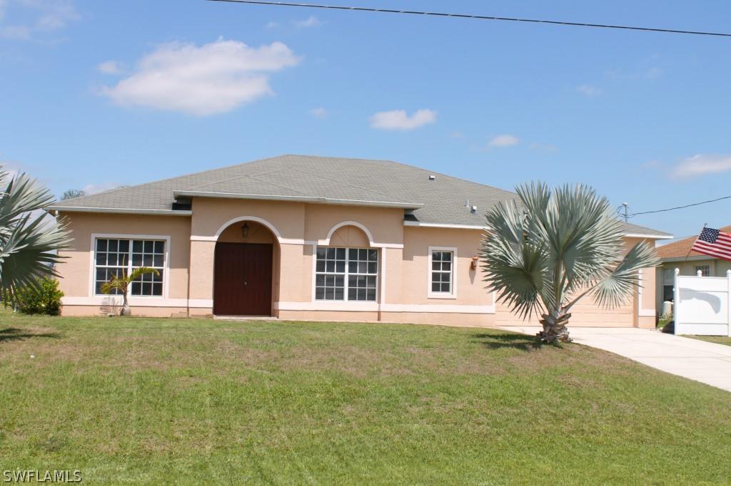 5324 Bywood St., Lehigh Acres, FL 33971