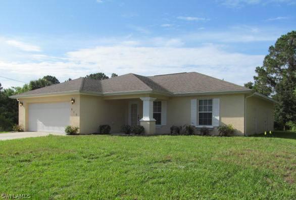916 Sentinela Blvd., Lehigh Acres, FL 33974