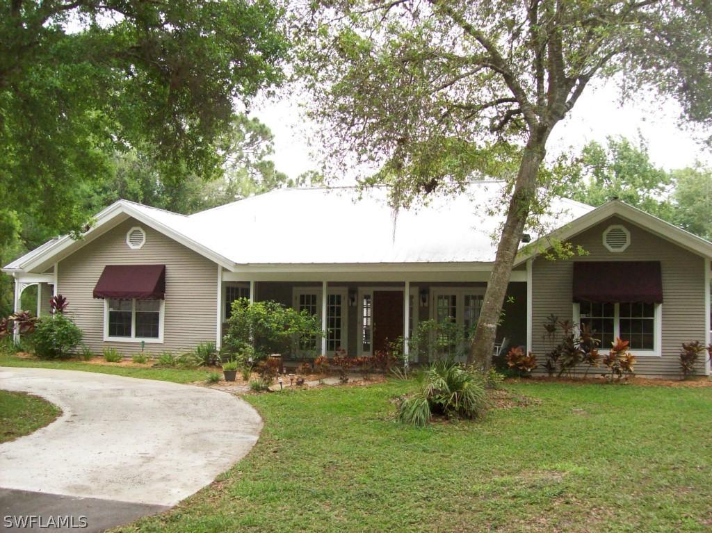 18400 Telegraph Creek Ln., Alva, FL 33920