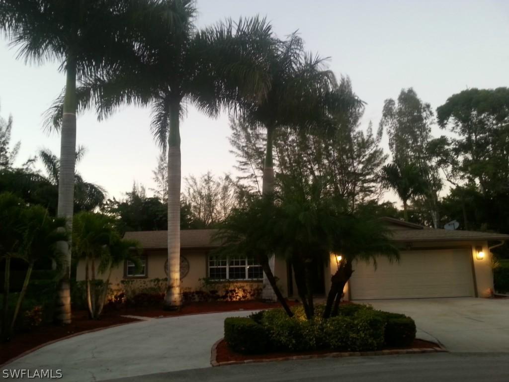 1321 Woodmere Ln., Fort Myers, FL 33919