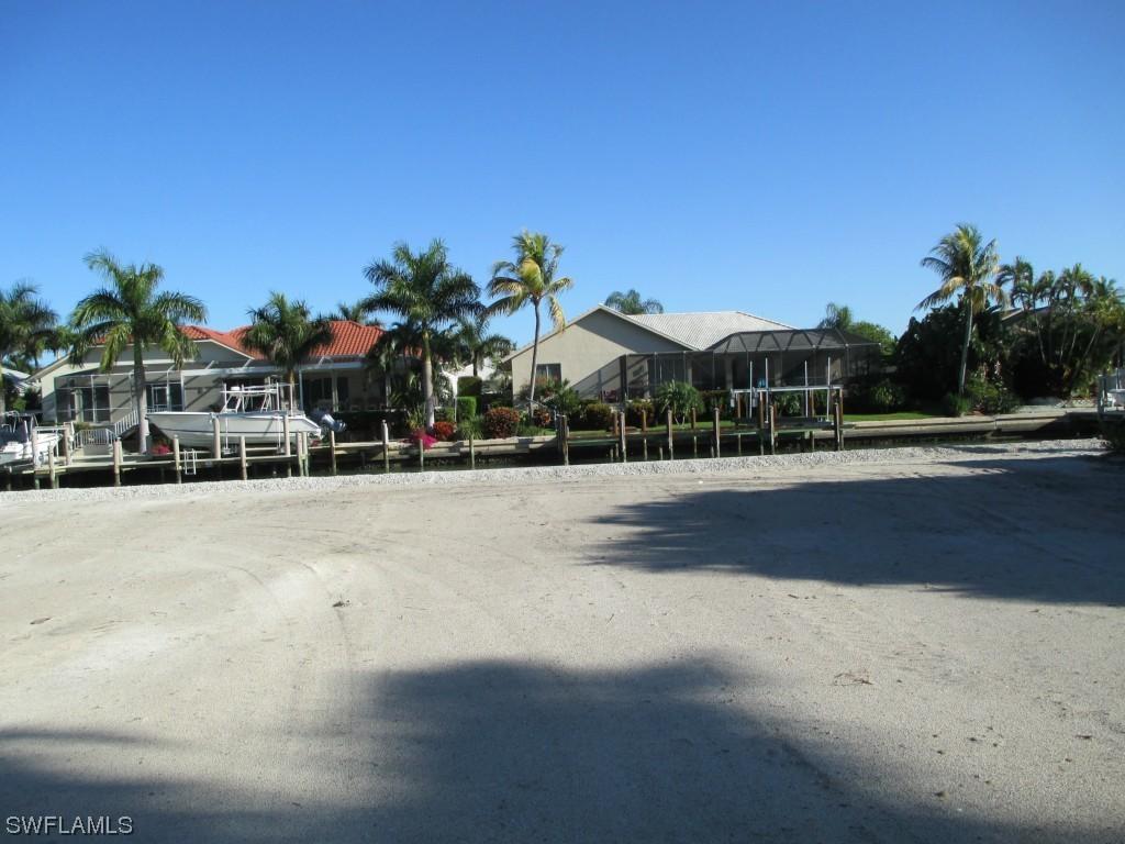 1221 Osprey Ct., Marco Island, FL 34145