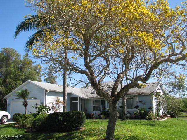 18521 Phlox Dr., Fort Myers, FL 33967
