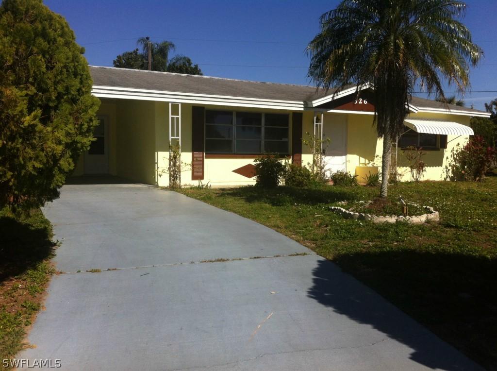 326 Canyon Dr., Lehigh Acres, FL 33936