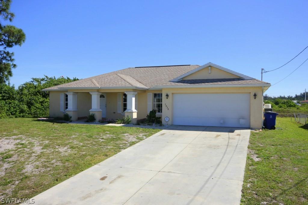 1038 Cavanagh Ave., Lehigh Acres, FL 33971