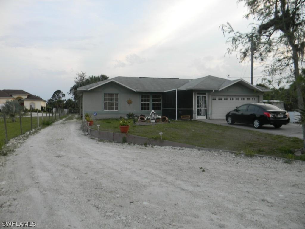 2580 6th Ave., Naples, FL 34117