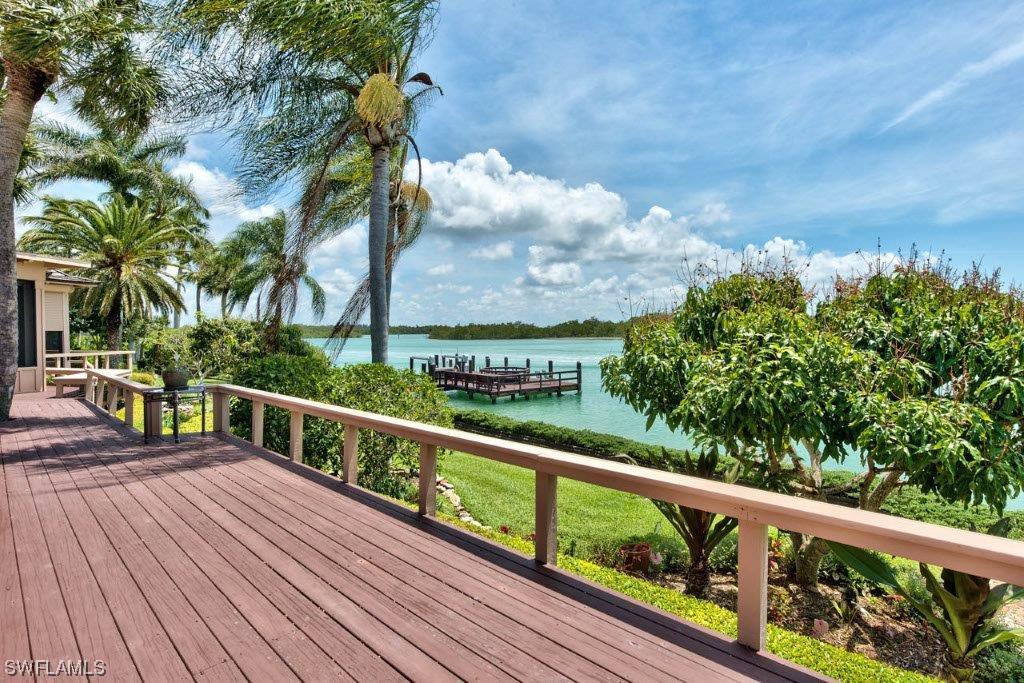 900 Admiralty Parade, Naples, FL 34102