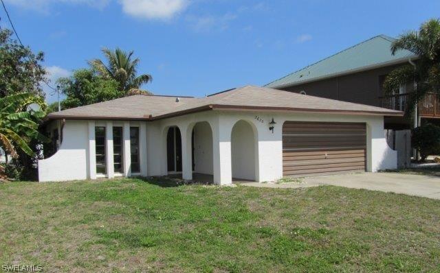 3620 Jade Ave., St. James City, FL 33956