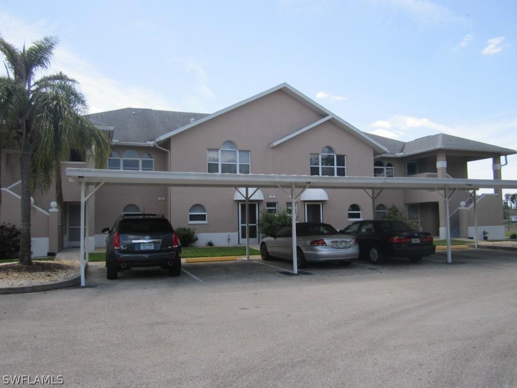 20 Cosmopolitan Dr. #3, Lehigh Acres, FL 33936