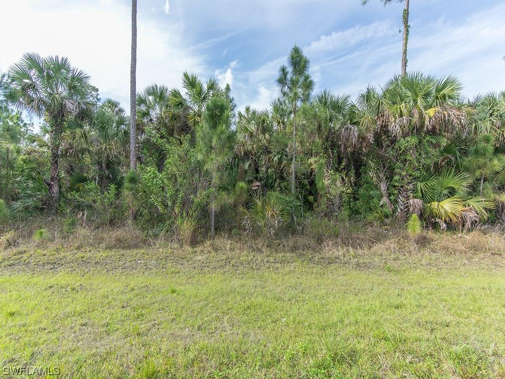 20th Ave., Naples, FL 34120