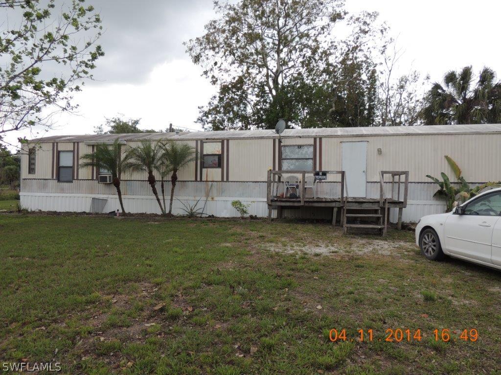 1109 Derby Ln., Moore Haven, FL 33471