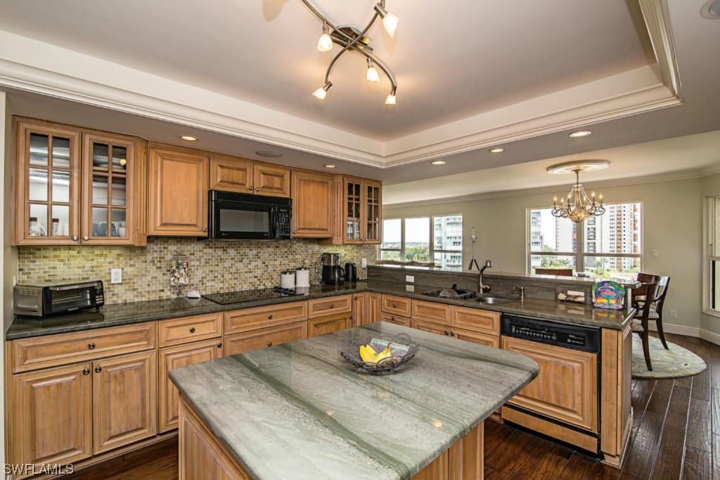 4451 Gulf Shore Blvd. #903, Naples, FL 34103