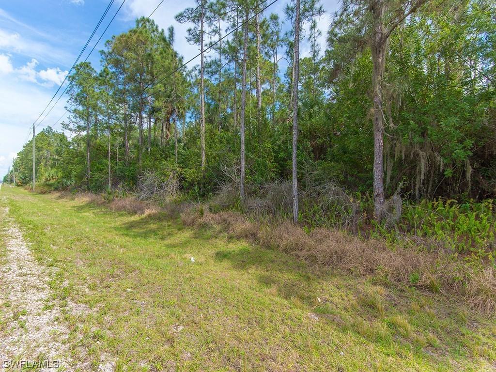 18th Ave., Naples, FL 34120