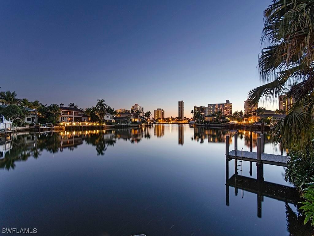 344 Pirates Bight, Naples, FL 34103