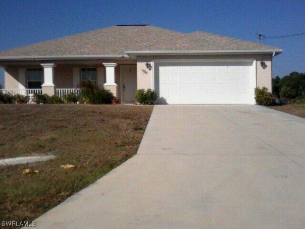 1060 Graystone Ave., Lehigh Acres, FL 33974