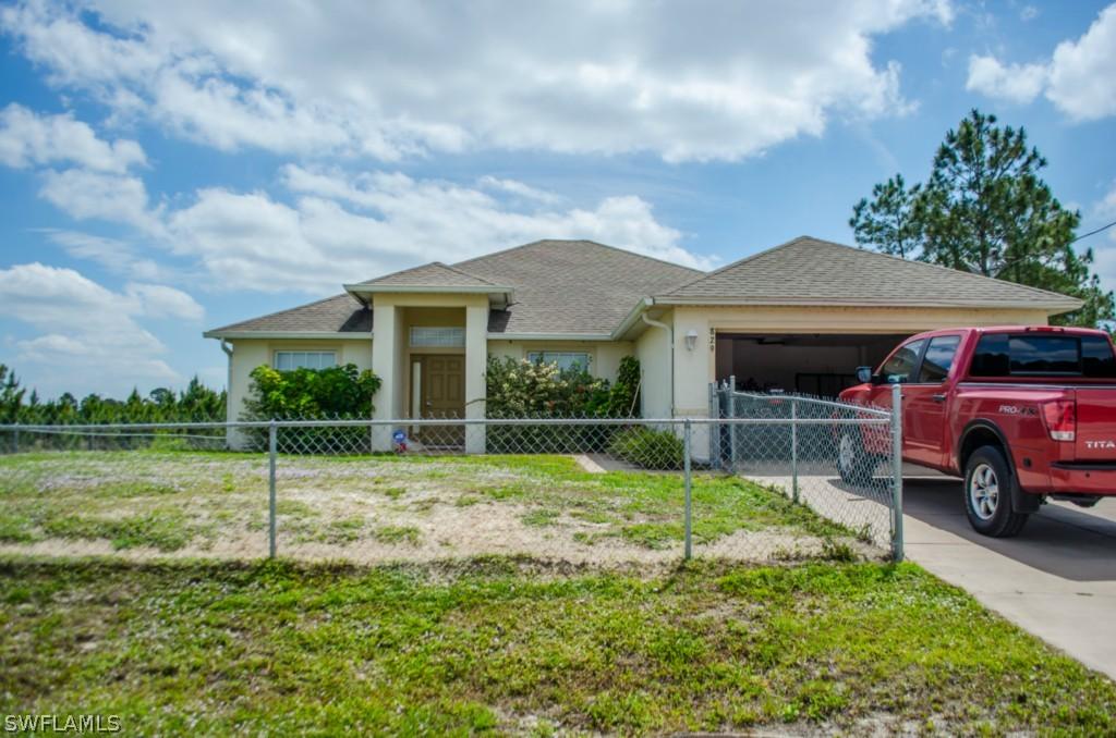 829 Aprile Ave., Lehigh Acres, FL 33974