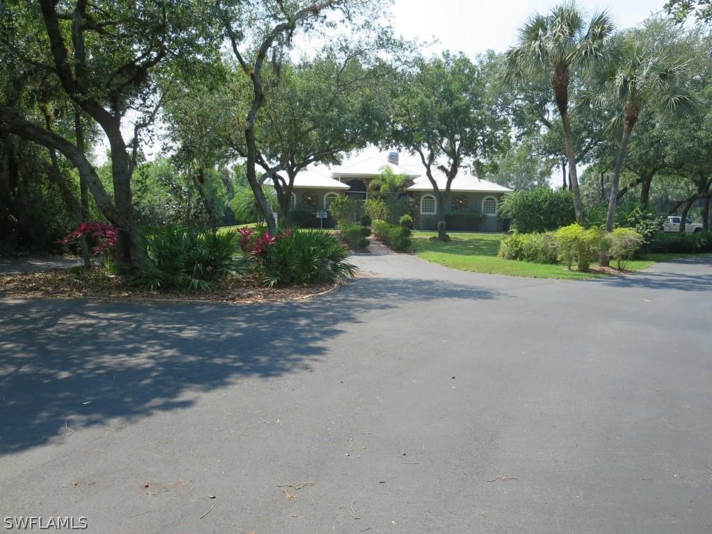 12251 Old Rodeo Dr., Alva, FL 33920