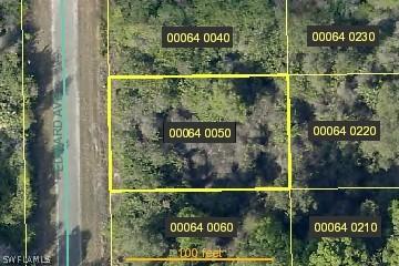 2016 Edward Ave., Alva, FL 33920