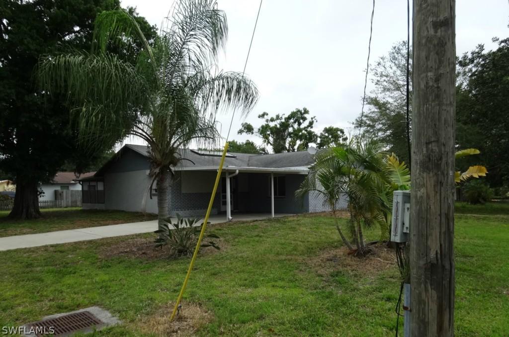607 28th Ave., Bradenton, FL 34208