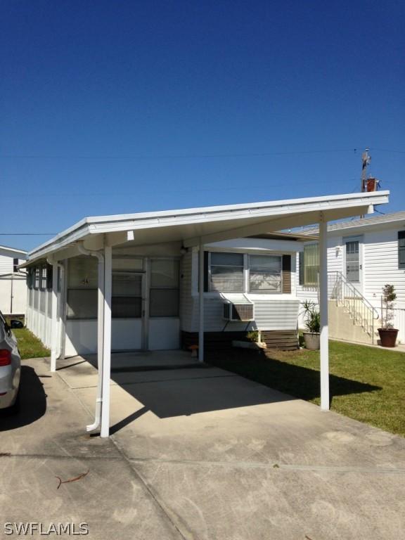 56 Oyster Bay Ln., Fort Myers Beach, FL 33931