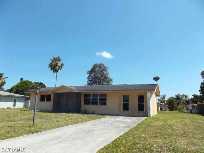 1443 Alwynne Dr., Lehigh Acres, FL 33936