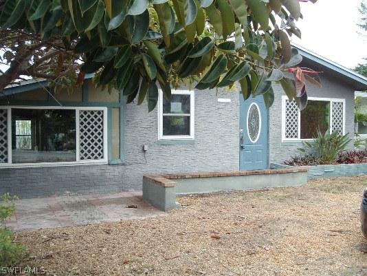 270 Fairweather Ln., Fort Myers Beach, FL 33931