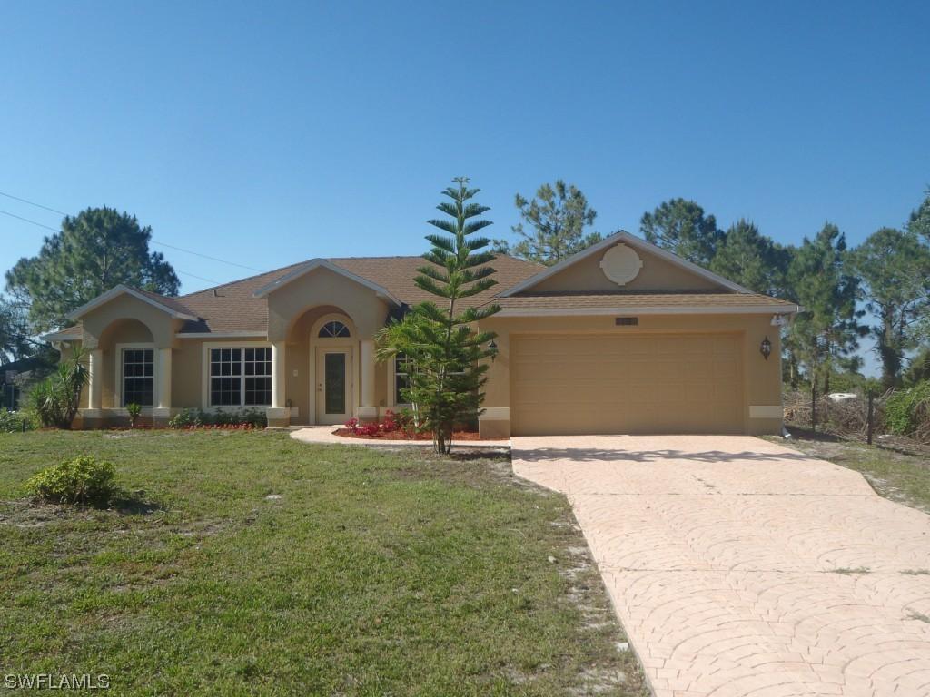 1465 47th Ave., Naples, FL 34120