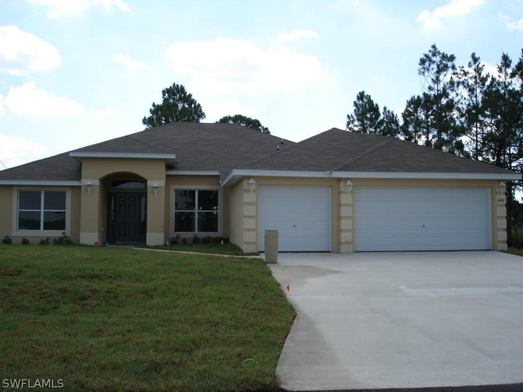 1311 Acacia Ave., Lehigh Acres, FL 33972
