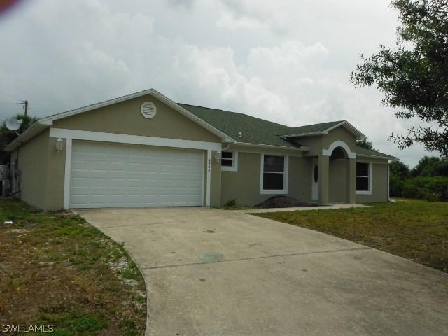 6008 Laurelwood Dr., Fort Myers, FL 33905