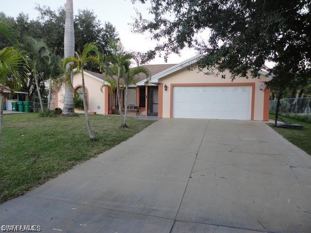 2046 51st St., Naples, FL 34116
