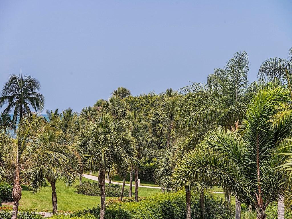 4451 Gulf Shore Blvd. #302, Naples, FL 34103