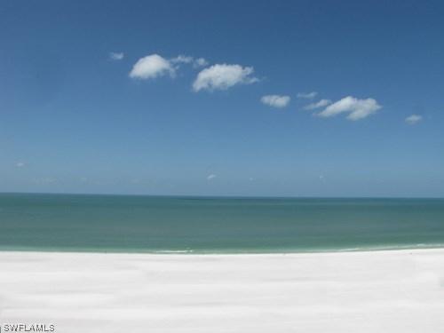 140 Seaview Ct., Marco Island, FL 34145