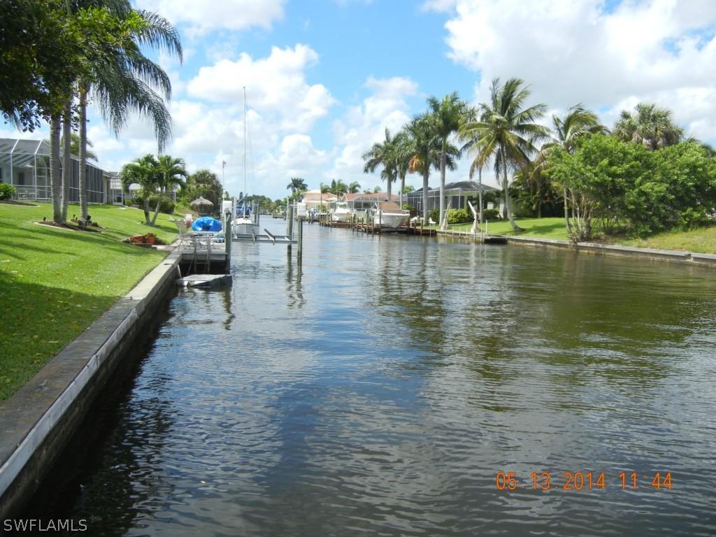 2628 SE 19th Pl., Cape Coral, FL 33904