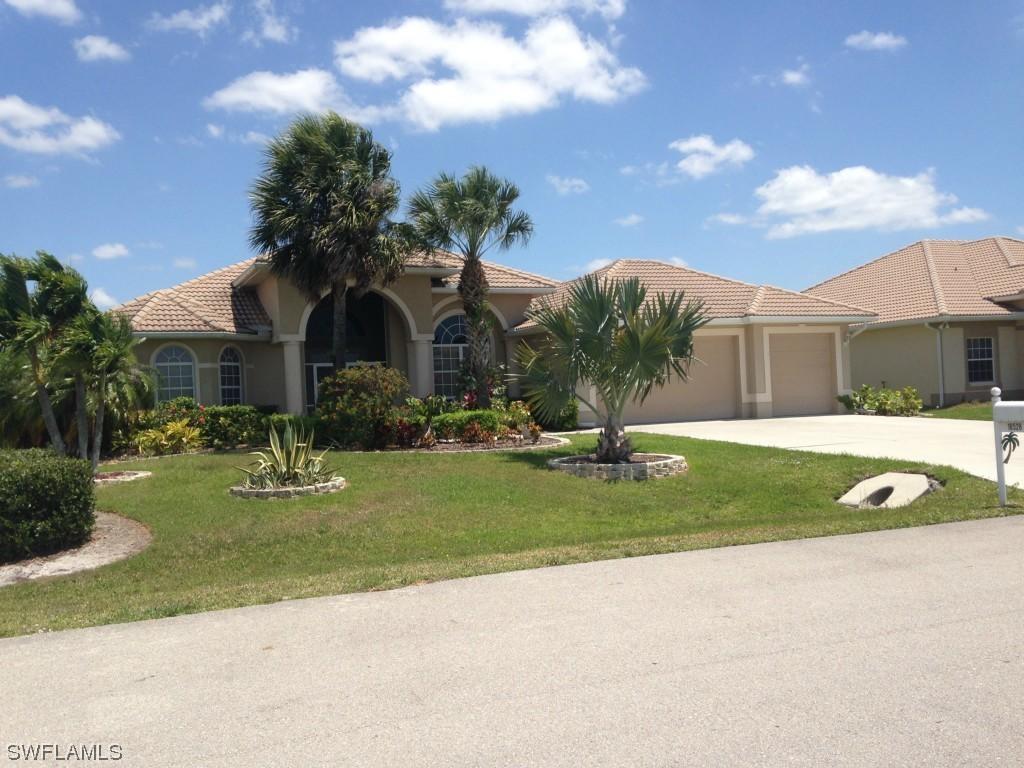 18528 Royal Hammock Blvd., Naples, FL 34114