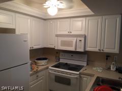 2950 Royal Palm Ave. #110, Fort Myers, FL 33901