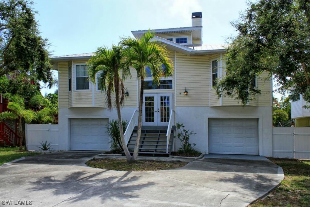 2958 Poplar St., Naples, FL 34112
