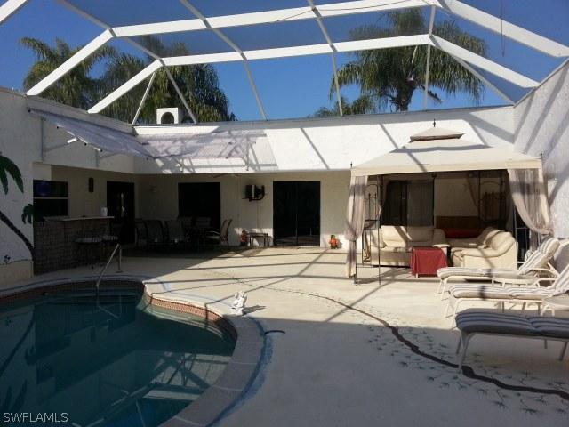 605 Robert Ave., Lehigh Acres, FL 33936