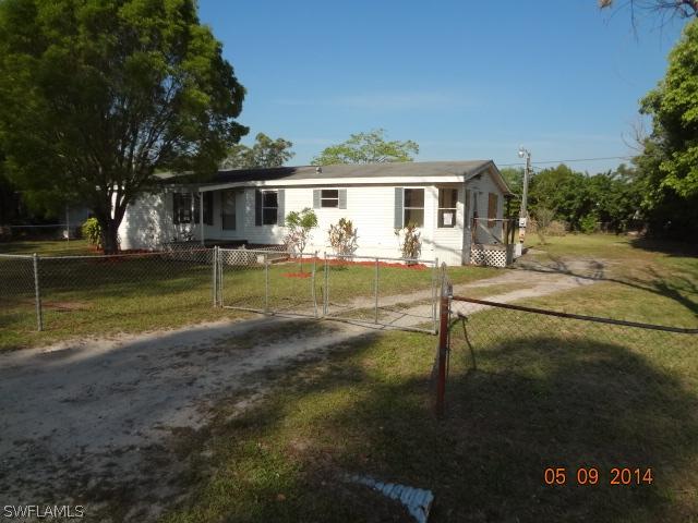 8116 Penny Dr., North Fort Myers, FL 33917