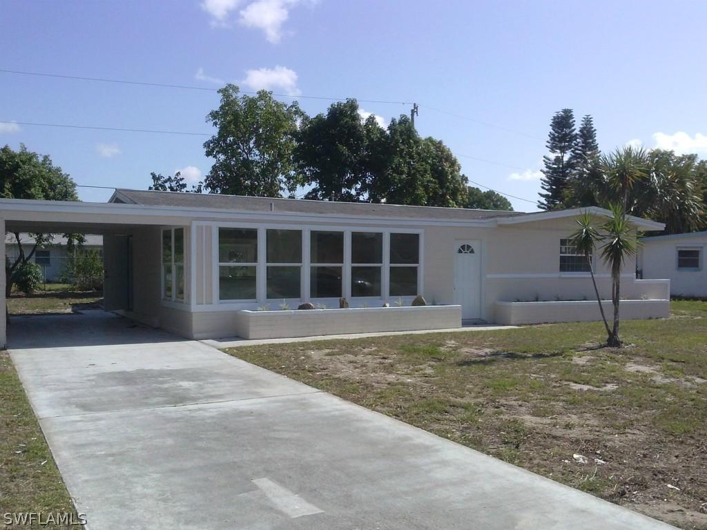 303 Bougainvillea Rd., Lehigh Acres, FL 33936