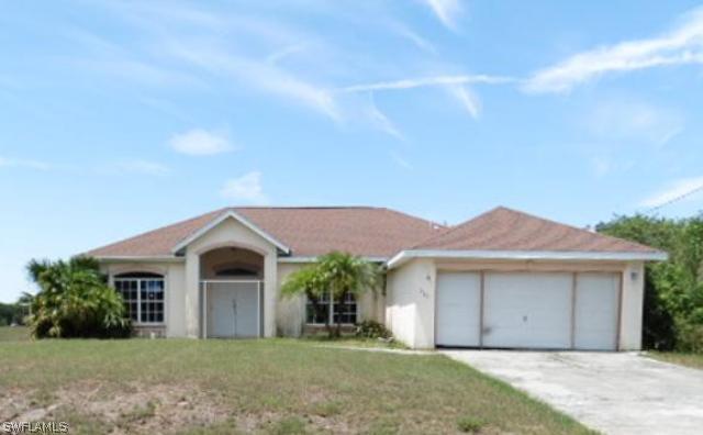 535 Theodore Vail St., Lehigh Acres, FL 33974