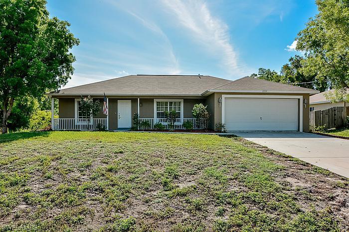 17557 Phlox Dr., Fort Myers, FL 33967