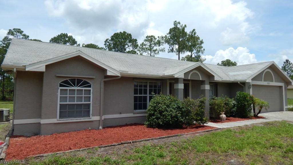 811 16th St., Naples, FL 34120