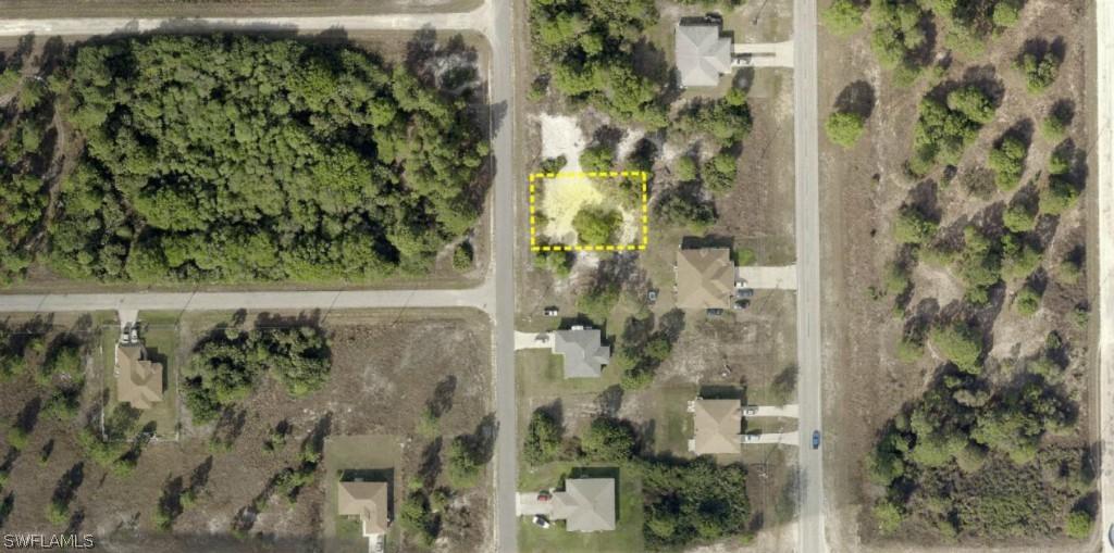 449 Lillon Ave., Lehigh Acres, FL 33974