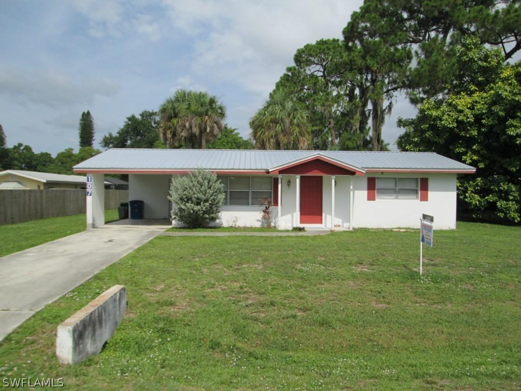 107 Lincoln Ave., Lehigh Acres, FL 33936