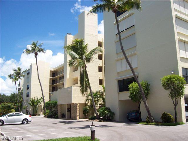 4223 Bay Beach Ln. #E3, Fort Myers Beach, FL 33931