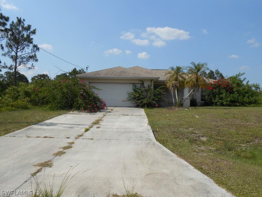 653 Allison St., Lehigh Acres, FL 33974